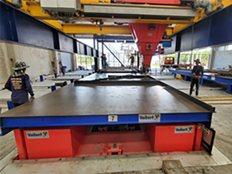 ระบบเทคอนกรีต และ สั่นอัดคอนกรีต (Casting and Vibrate Compacting system)